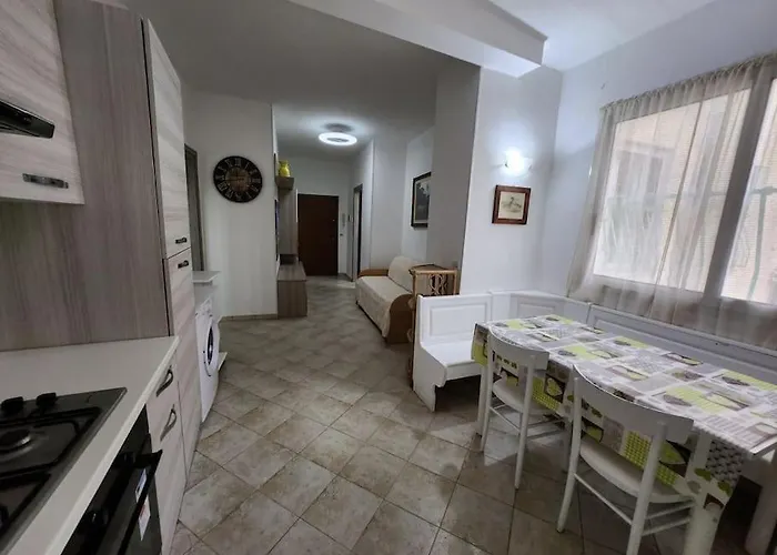 Vico Sant Erasmo * Alassio